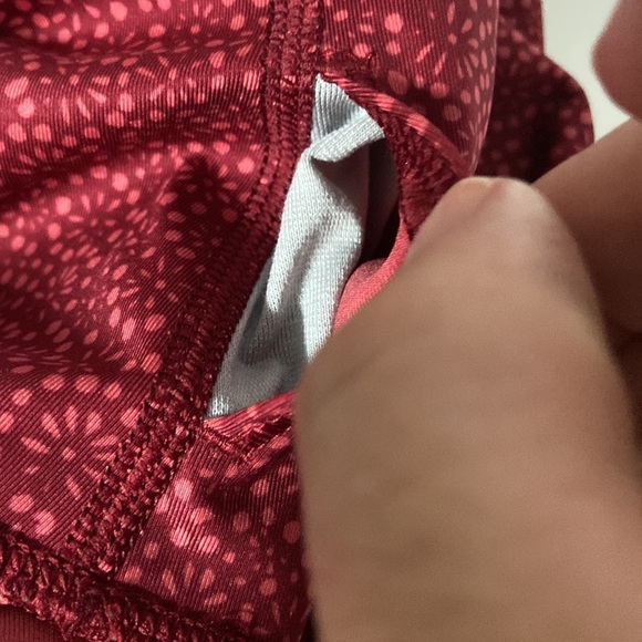 Lululemon size 4 leggings red pink pattern lululemon lululemon athleisure fall - Picture 7 of 9